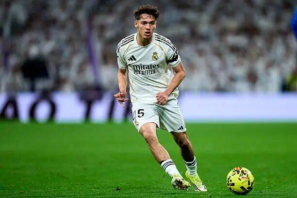 2场定江山！拜仁皇马死磕，谁赢谁就是欧洲老大